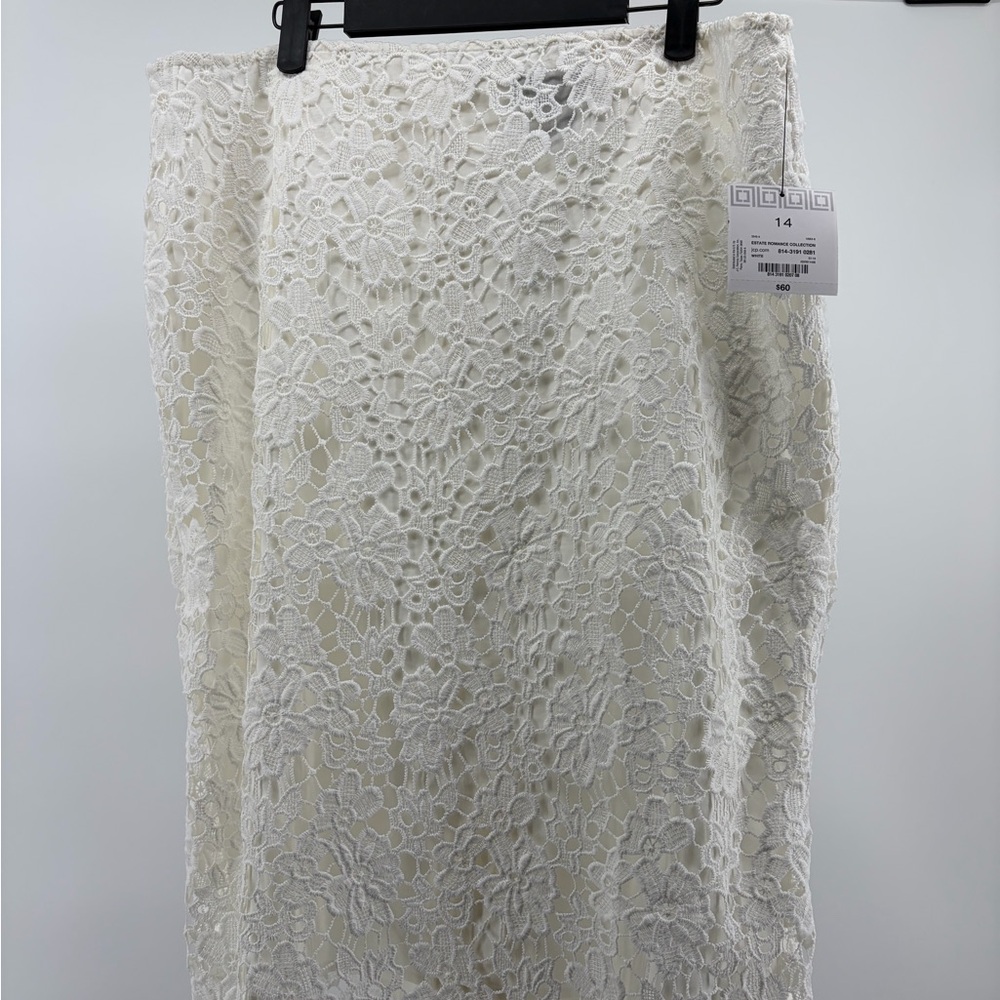 Liz Claiborne Woman's Lace Skirt White with Eyelash Hem Size 14 Lined NWT‎